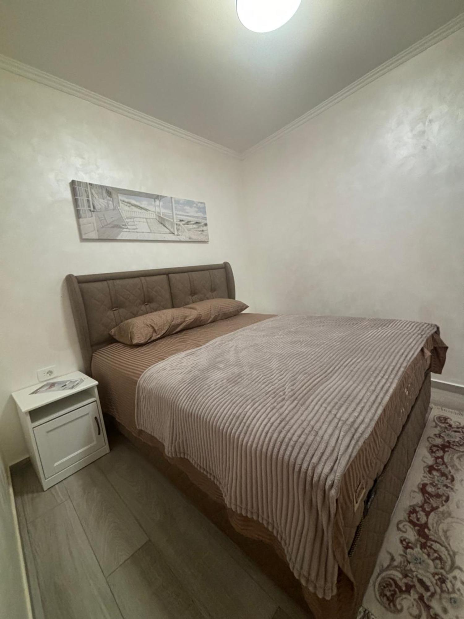 Petar Apartment Podgorica Bagian luar foto